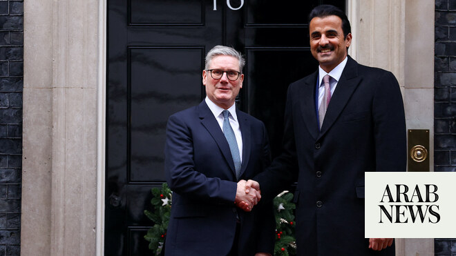 Qatar emir and UK prime minister discuss investment relations