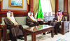 Prince Salman bin Sultan holds talks with Abdulrahman Al-Fadhli in Madinah. (Supplied)