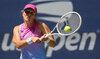 Top-ranked Swiatek outlasts Rakhimova in US Open 1st rd