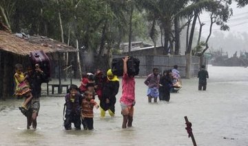 Two Bangladeshis die taking flood selfies as crisis worsens