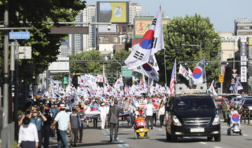 Thousands march in support of ousted South Korean president Park Geun-hye