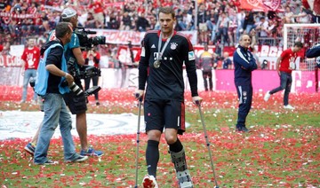 Football: Neuer out until January after foot operation