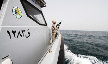 Saudi Coast Guard rescue 4 yachtsmen stranded off Asir coast