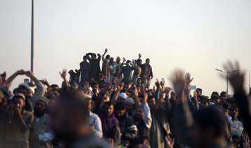 Pakistani protesters end sit-in after govt gives in to their demands