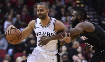 Rockets rout Spurs for 12th straight NBA game victory