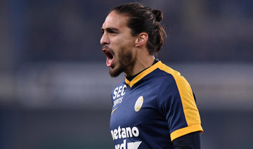 Lazio signs former Juventus defender Caceres from Verona