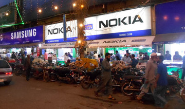 Mobile phone repair business booms in Pakistan