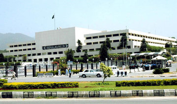 Newly elected senators take oath