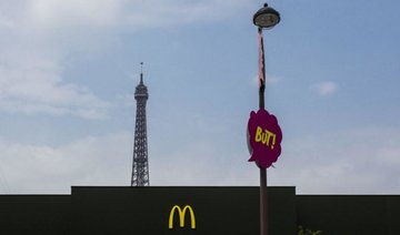 Au revoir, baguette! France goes burger-mad