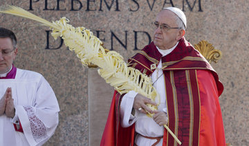 On Palm Sunday, pope urges youth to raise their voices