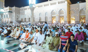 Worshippers perform second  Taraweeh prayer at Two Holy Mosques