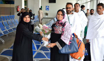 Pakistani, Saudi officials welcome Hajj pilgrims from Pakistan