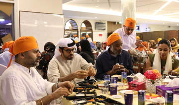 Dubai Sikh temple cooks Ramadan meals for Muslims