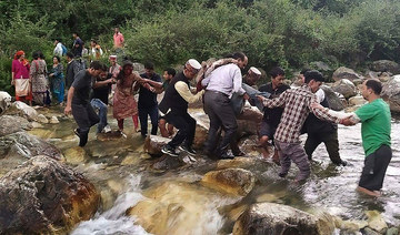39 killed as bus falls into deep gorge in northern India
