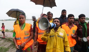 Cyclone kills two as Bangladesh, India evacuate two million