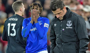 Everton sack Silva after dropping into bottom three