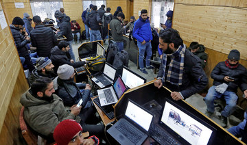 Panic grips Kashmir amid new crackdown on social media users