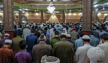 Pakistan to allow Ramadan prayers despite virus threat
