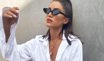 Fashion stars Camila Coelho, Jessica Kahawaty don Arab accessories