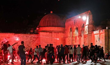 Medics: 200 Palestinians hurt in Al-Aqsa clashes with police