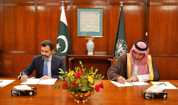 Islamabad, Saudi Arabia sign agreement on $3 billion deposit in Pakistani central bank