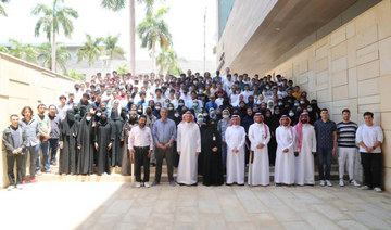 With 185 male and female students, the forum is considered the largest training forum for international Olympiad students. 