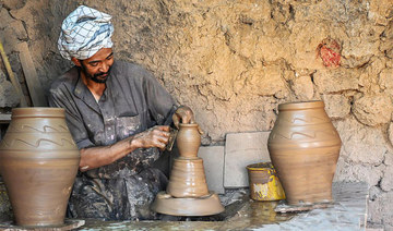 Saudi Heritage Authority seeks to preserve pottery in Madinah 