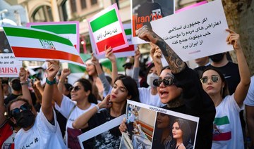 Hundreds protest in Turkey in support of Iranian women