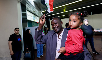 Exhausted Iraqis evacuated from Sudan back in Baghdad