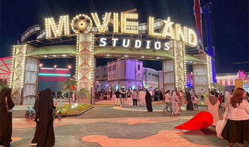 A behind-the-scenes experience is available for children in the Movie Land arena, which features three separate activities. 