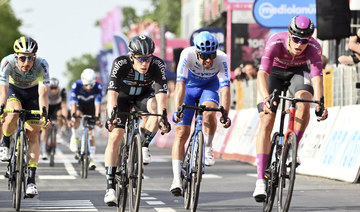 Italian rider Dainese wins stage 17 as Thomas keeps Giro lead