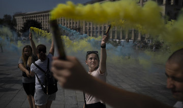 Peaceful activists resist Russians in occupied Ukraine