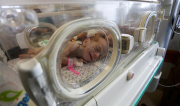 Medics transfer 28 premature babies from Gaza to Egypt