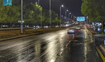 Saudi authorities call for caution as thunderstorms, hail set to hit until Saturday