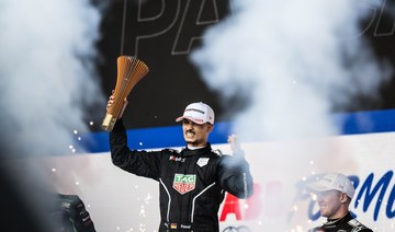 Pascal Wehrlein and Porsche top podium at 2024 Hankook Mexico City E-Prix