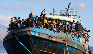 Over 1,075 migrants, mostly from Pakistan, Egypt arrived in Greek islands this year