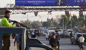 As Ramadan favor, Karachi traffic police say no speeding tickets near iftar time