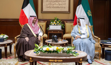 Kuwait emir receives Saudi minister of state