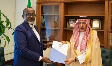 Deputy Minister for Political Affairs Saud Al-Sati receives the message from the Somali president’s special envoy Mahmoud Jeely.