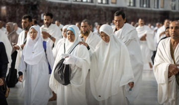 Pilgrims head to Mina where they will spend the first day in worship at the tent city. (@HajMinistry)