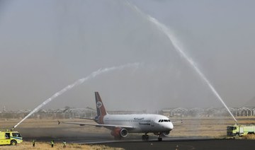 Kuwait gives Yemen’s national airline three aircraft, two engines