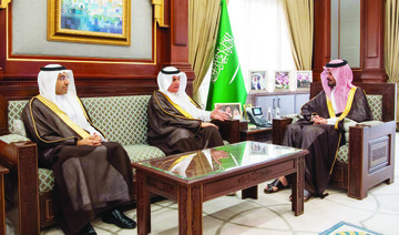 Madinah governor receives environment minister