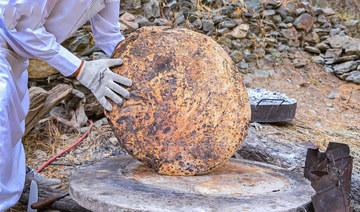 Saudi local bread attracts visitors at Al-Baha fest 