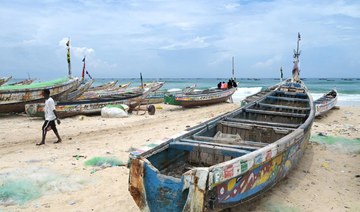 Senegal detains boat carrying 200 migrants