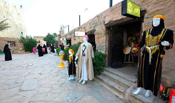 The heritage palaces in Asir boost economic activity by creating job opportunities during the summer season. (SPA)