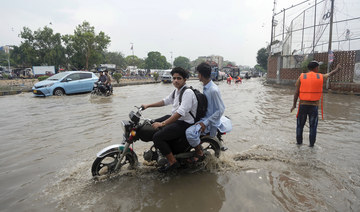 Over 100,000 schools in Pakistan remain closed due to the heat