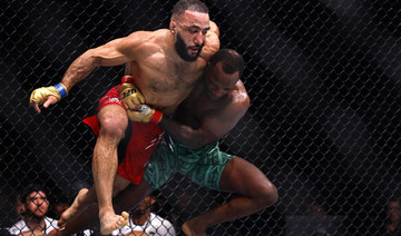Muhammad beats Edwards to win UFC welterweight crown
