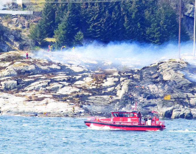 Helicopter crashes off Norway; 13 dead