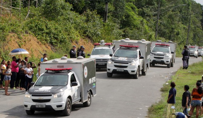 Brazil chases escaped inmates after bloody prison riot