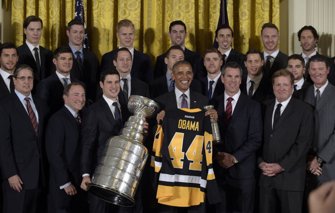 Stanley Cup champion Penguins honored by Obama | Arab News